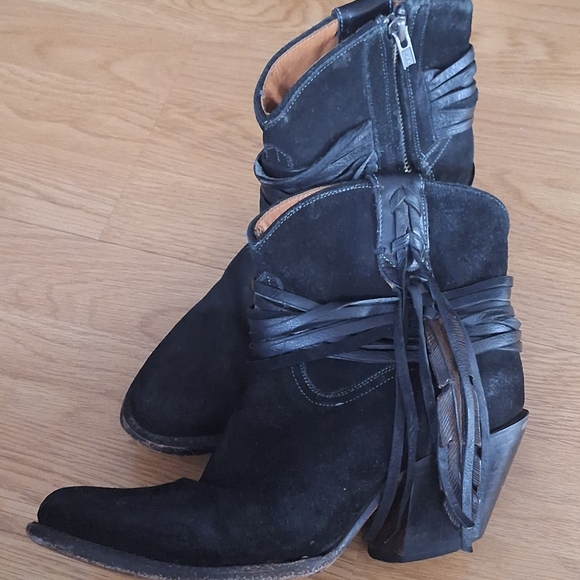 LUCCHESE Robyn Suede Ankle Bootie Boot Black 7.5 - Picture 7 of 16